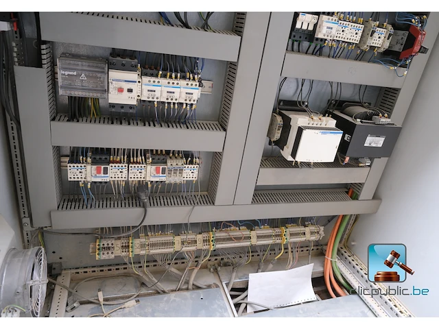 Cnc-bewerkingscentrum - afbeelding 9 van  20