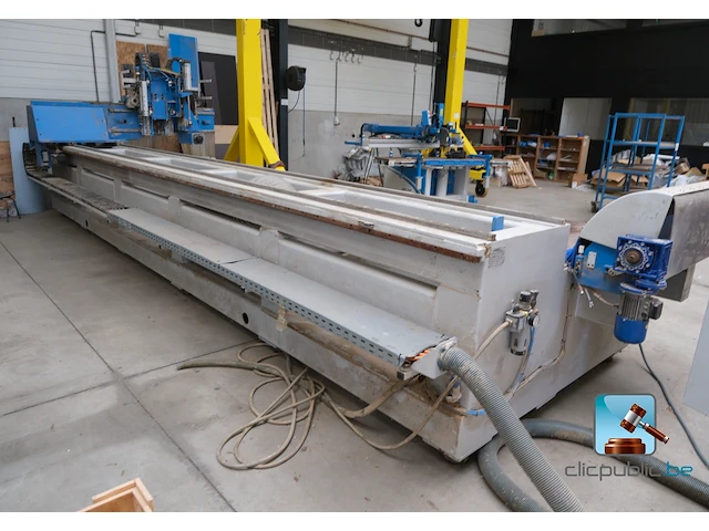 Cnc-bewerkingscentrum - afbeelding 12 van  20