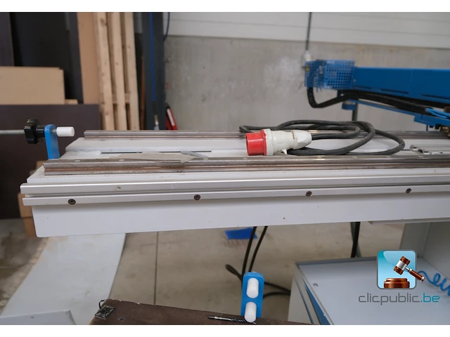 Cnc-bewerkingsmachine - afbeelding 3 van  17