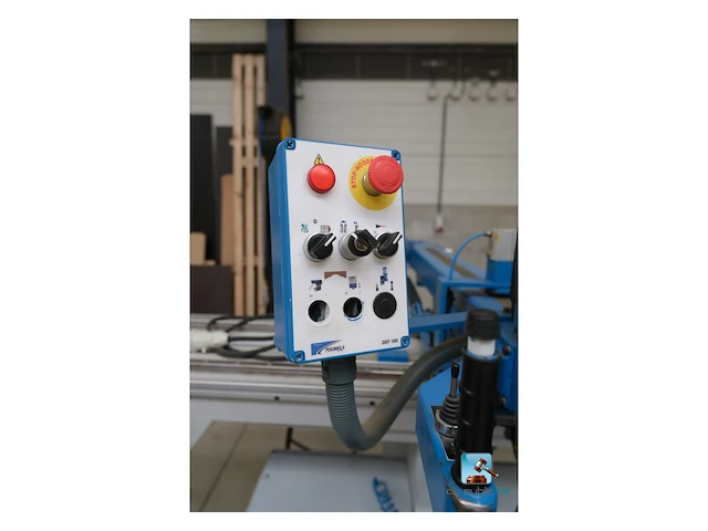 Cnc-bewerkingsmachine - afbeelding 17 van  17