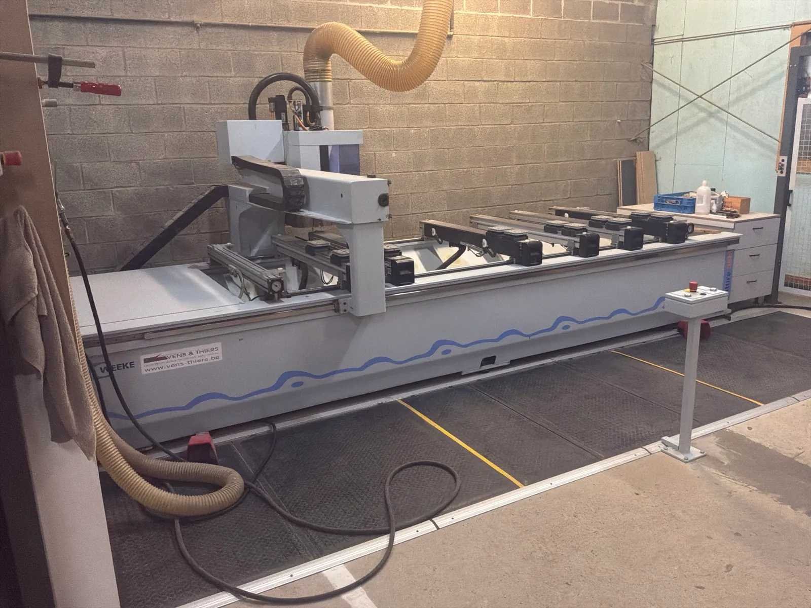 Cnc freesmachine, aanhangwagen en electro