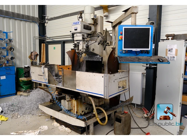 Cnc-freesmachine - afbeelding 1 van  18