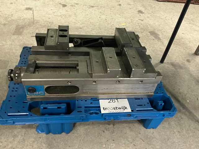 Cnc precisie freesklem - afbeelding 1 van  5