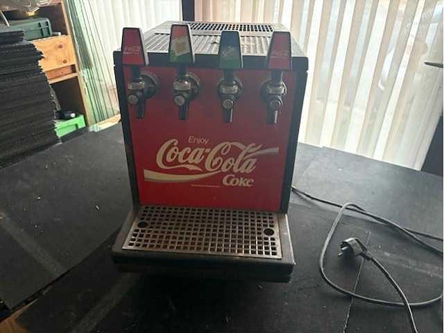 Coca cola - machine - afbeelding 1 van  6