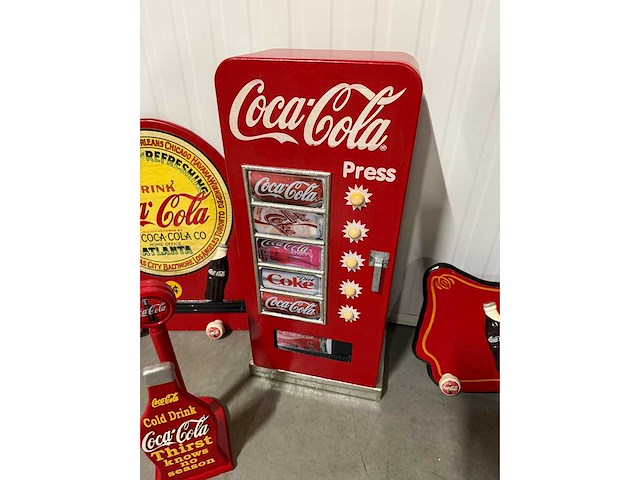 Coca cola - set 2 - decor object - afbeelding 2 van  6