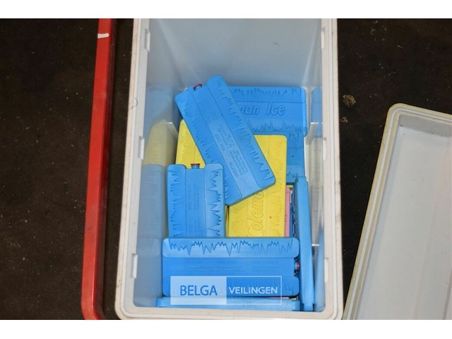 Coca cola koelbox gira mondo - afbeelding 3 van  3