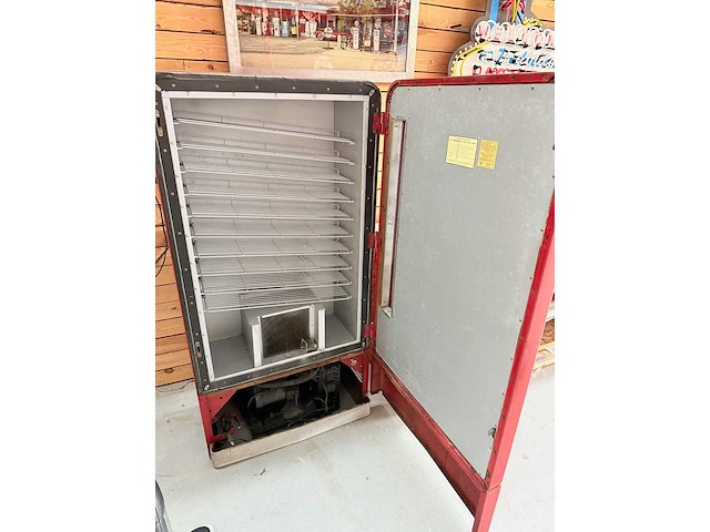 Coca cola vendo american patina original dispenser - barmeubilair - afbeelding 1 van  8