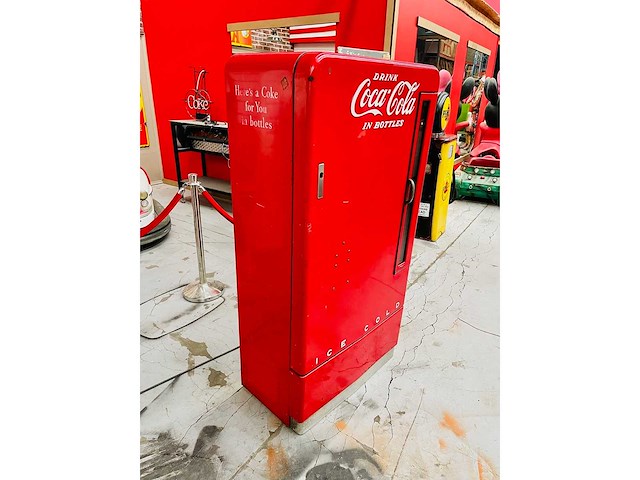 Coca cola vendo american patina original dispenser - barmeubilair - afbeelding 6 van  8