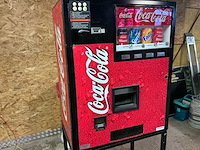 Coca cola verkoopautomaat - afbeelding 3 van  10