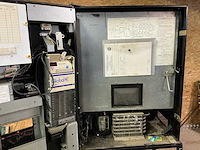 Coca cola verkoopautomaat - afbeelding 10 van  10