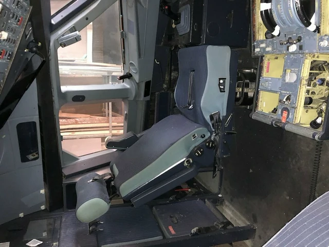 Cockpit airbus (vliegtuig) - afbeelding 2 van  9