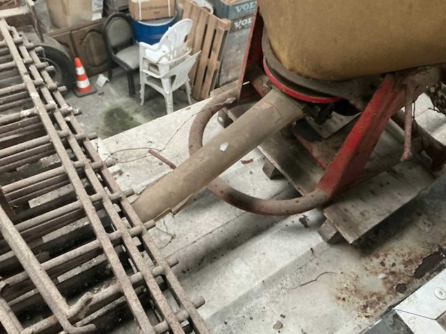 Cocon kunstmeststrooier - afbeelding 2 van  4