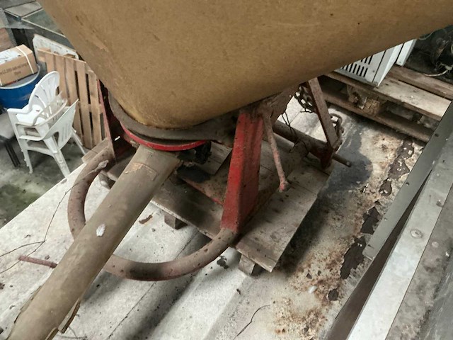 Cocon kunstmeststrooier - afbeelding 3 van  4