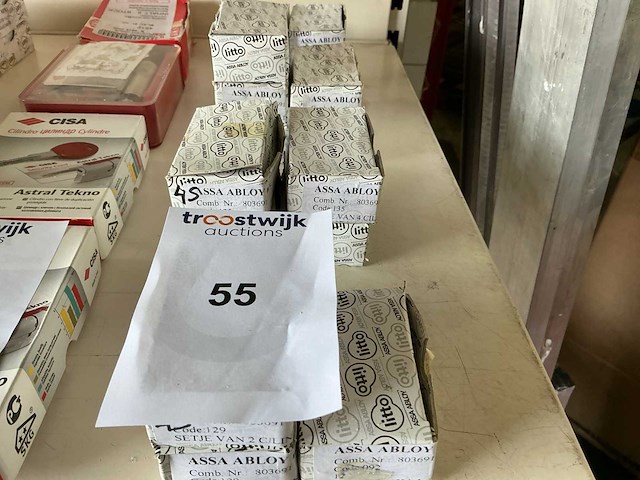 Code 129/131/135 cilinder slot zonder sleutel (15x) - afbeelding 1 van  1