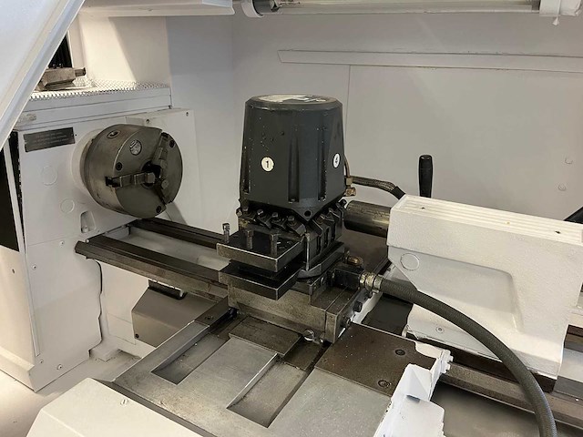 Colchester - cnc 1000 - cnc-draaibank - afbeelding 4 van  10