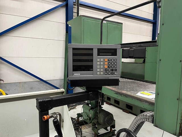 Colchester - master 3250 - universele draaibank - afbeelding 3 van  7