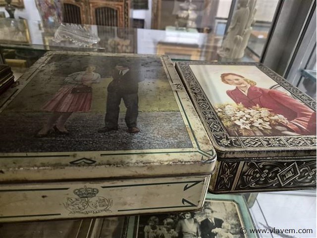 Collectie blikken dozen koningshuis +- 33stuks - afbeelding 13 van  14