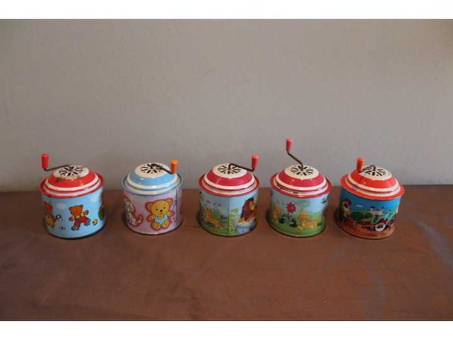 Collectie vintage blikken speelgoed - afbeelding 35 van  52