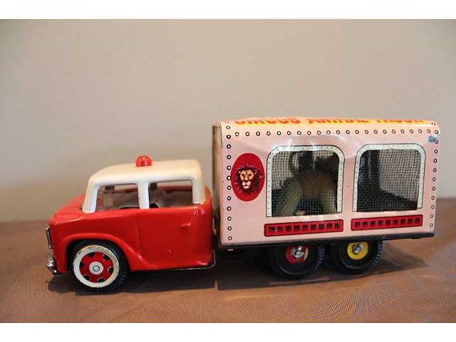 Collectie vintage blikken speelgoed - afbeelding 1 van  11