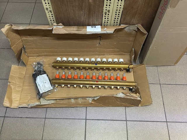 Collector (4x) - afbeelding 1 van  4