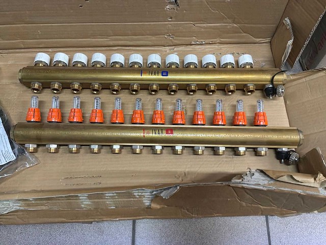 Collector (4x) - afbeelding 2 van  4