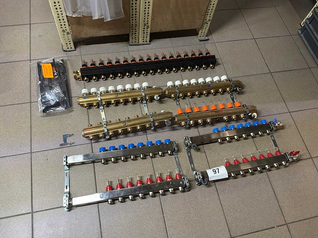 Collector (5x) - afbeelding 1 van  7