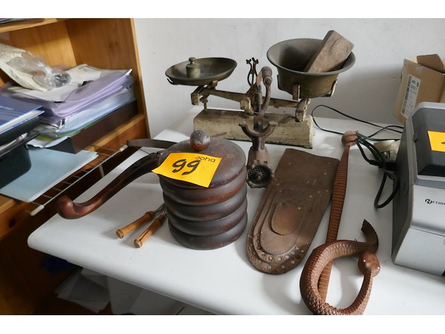 Collector items bovenverdieping keuken - afbeelding 1 van  4