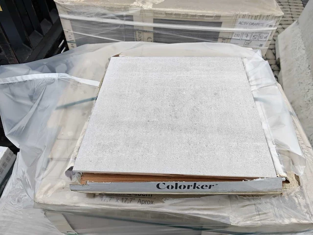 Colorker activ taupe mat 45x45 cm tegel 31,59 m² - afbeelding 1 van  6
