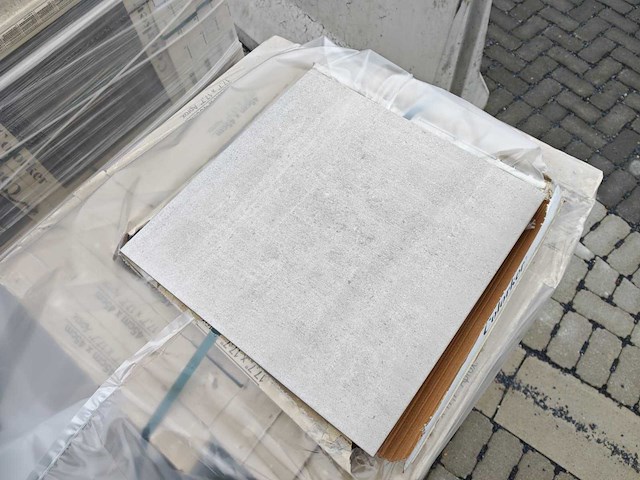 Colorker activ taupe mat 45x45 cm tegel 31,59 m² - afbeelding 3 van  6