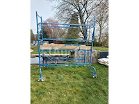 Comabi-buisvormige stalen steigers voor schilders - afbeelding 1 van  2