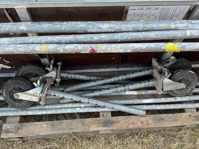 Comabi rolsteiger - afbeelding 5 van  6