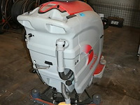 Comac reinigingsmachine - afbeelding 2 van  6