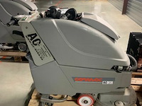 Comac schrobzuigmachine model simpla 45b - afbeelding 2 van  7