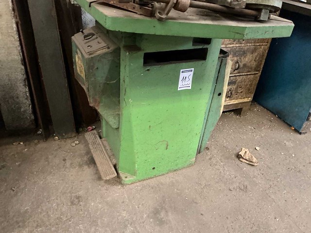 Comaca c225 hoekschaarmachine - afbeelding 5 van  7