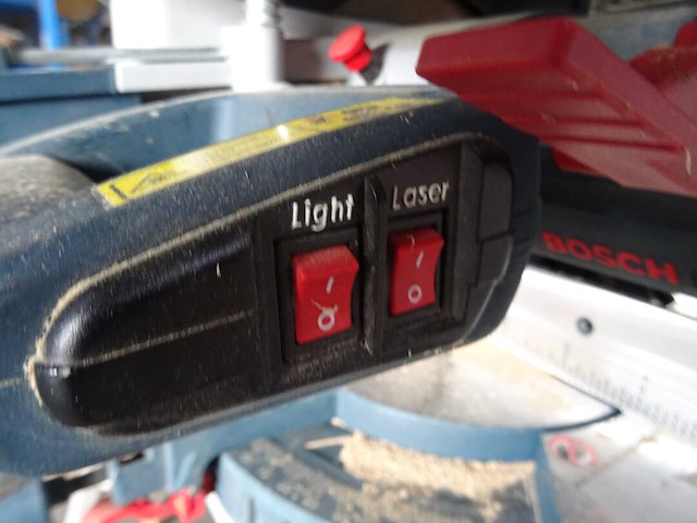 Combi-verstekzaag bosh - afbeelding 7 van  7