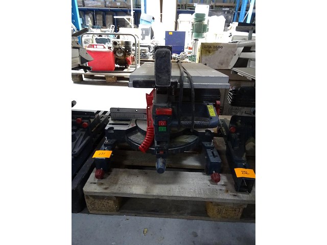 Combi-verstekzaag bosh - afbeelding 1 van  7