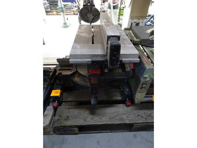 Combi-verstekzaag bosh - afbeelding 1 van  6