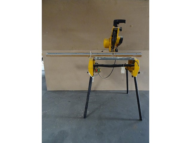 Combi-verstekzaag dewalt - afbeelding 1 van  5
