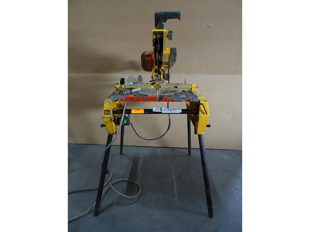 Combi-verstekzaag dewalt - afbeelding 1 van  4