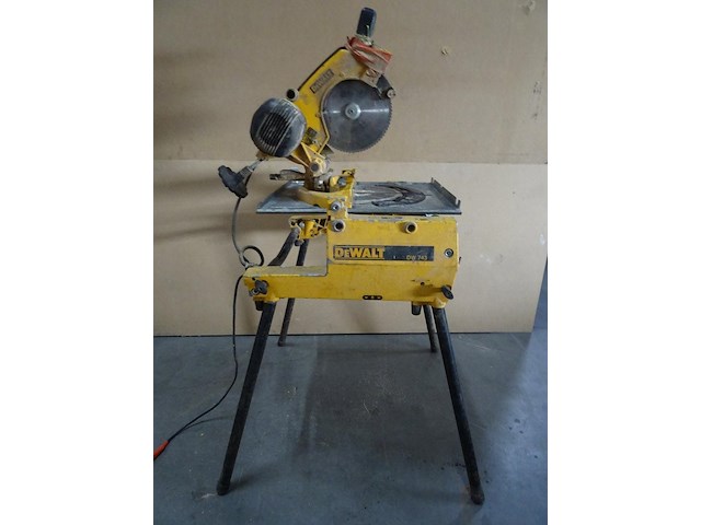 Combi-verstekzaag dewalt - afbeelding 2 van  4