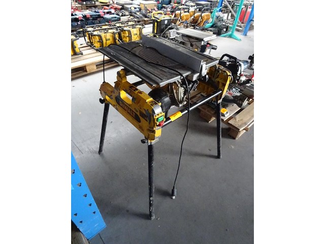 Combi-verstekzaag dewalt - afbeelding 2 van  5