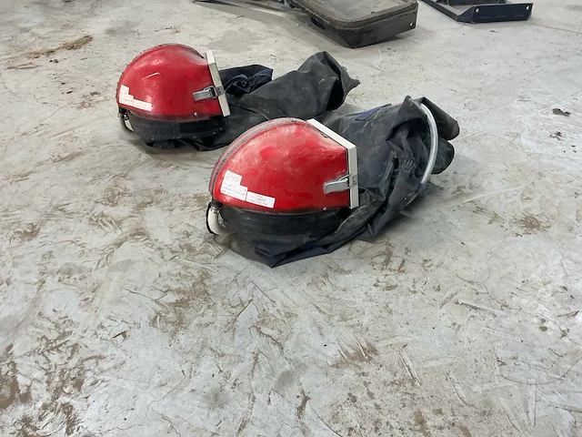 Combinatielot 2 straalhelmen met luchttoevoer (2x) - afbeelding 6 van  10
