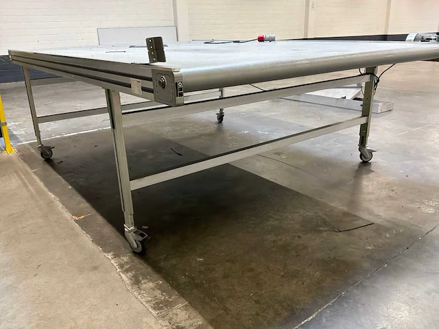 Combinatielot (lot 45 t/m 58) - automatische lamineer- en hogedrukvormlijn - afbeelding 52 van  198