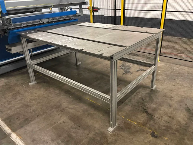 Combinatielot (lot 45 t/m 58) - automatische lamineer- en hogedrukvormlijn - afbeelding 86 van  198