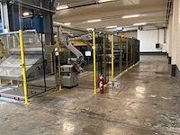 Combinatielot (lot 45 t/m 58) - automatische lamineer- en hogedrukvormlijn - afbeelding 124 van  198
