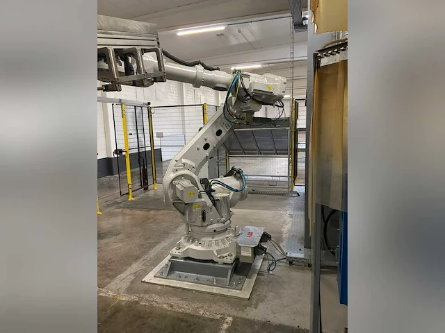Combinatielot (lot 45 t/m 58) - automatische lamineer- en hogedrukvormlijn - afbeelding 192 van  198