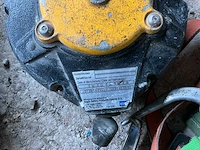 Combinatielot valbeveiliging met veiligheidsharnassen en valstopapparaten - afbeelding 3 van  5