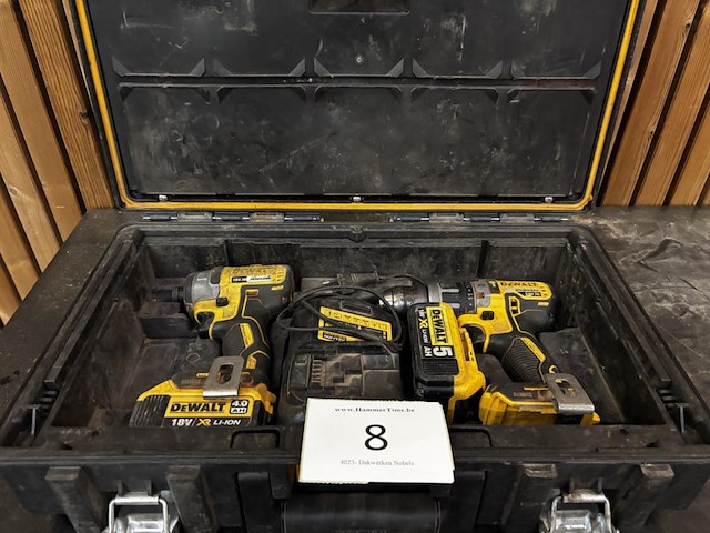 Combiset accu slagschroevendraaier en schroefmachine dewalt - afbeelding 1 van  10