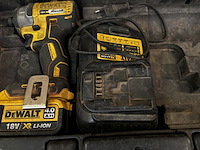 Combiset accu slagschroevendraaier en schroefmachine dewalt - afbeelding 10 van  10