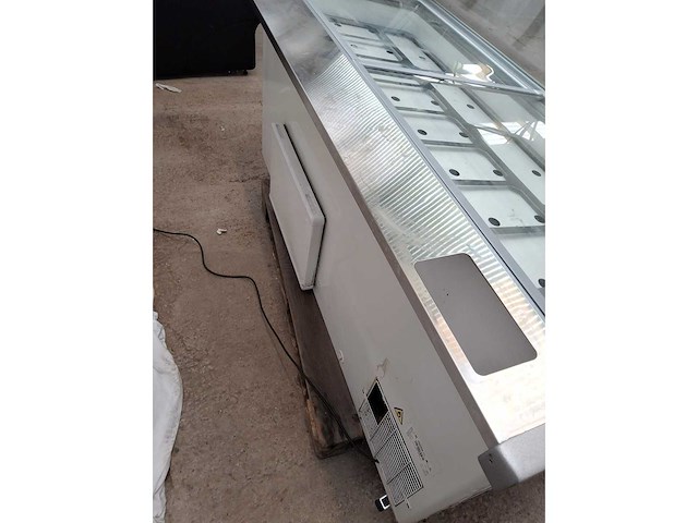 Combisteel - - ijsvitrine - afbeelding 5 van  5